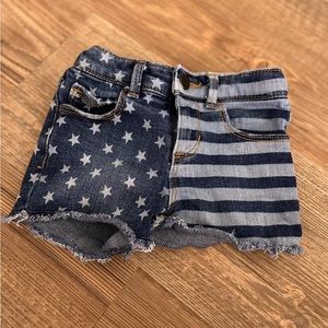 2T old navy flag shorts